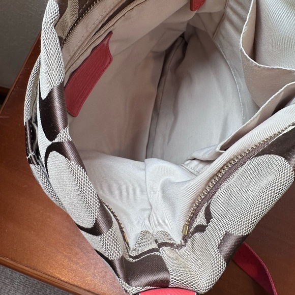 Stylish Pink and Brown Coach bag - Picture 10 of 14